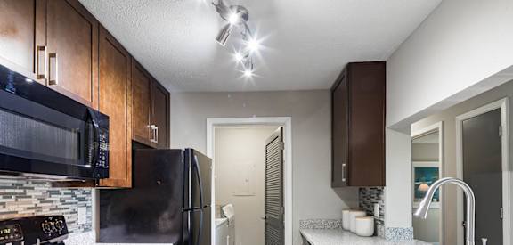 Apartments in Norcross, GA | Canopy Glen
